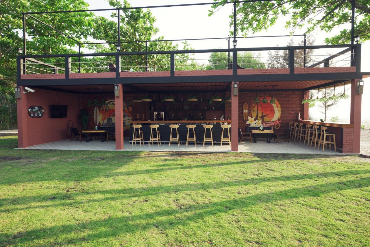 Ngwe Saung Yacht Club & Resort Ngwesaung Zewnętrze zdjęcie