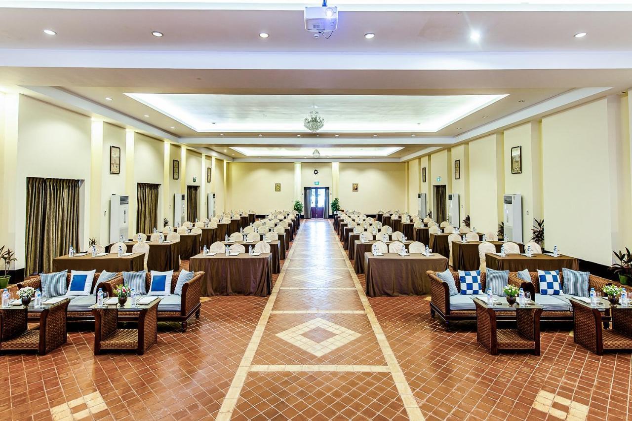 Ngwe Saung Yacht Club & Resort Ngwesaung Zewnętrze zdjęcie