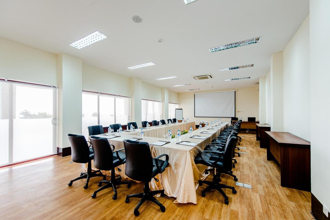 Ngwe Saung Yacht Club & Resort Ngwesaung Zewnętrze zdjęcie