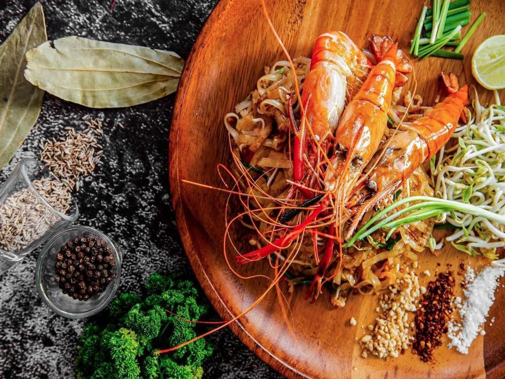 Ngwe Saung Yacht Club & Resort Ngwesaung Zewnętrze zdjęcie